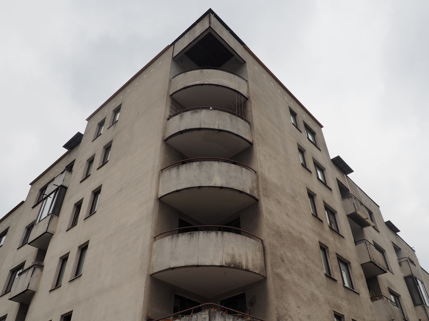 Zdjęcie architektury budynku Budynek mieszkalny